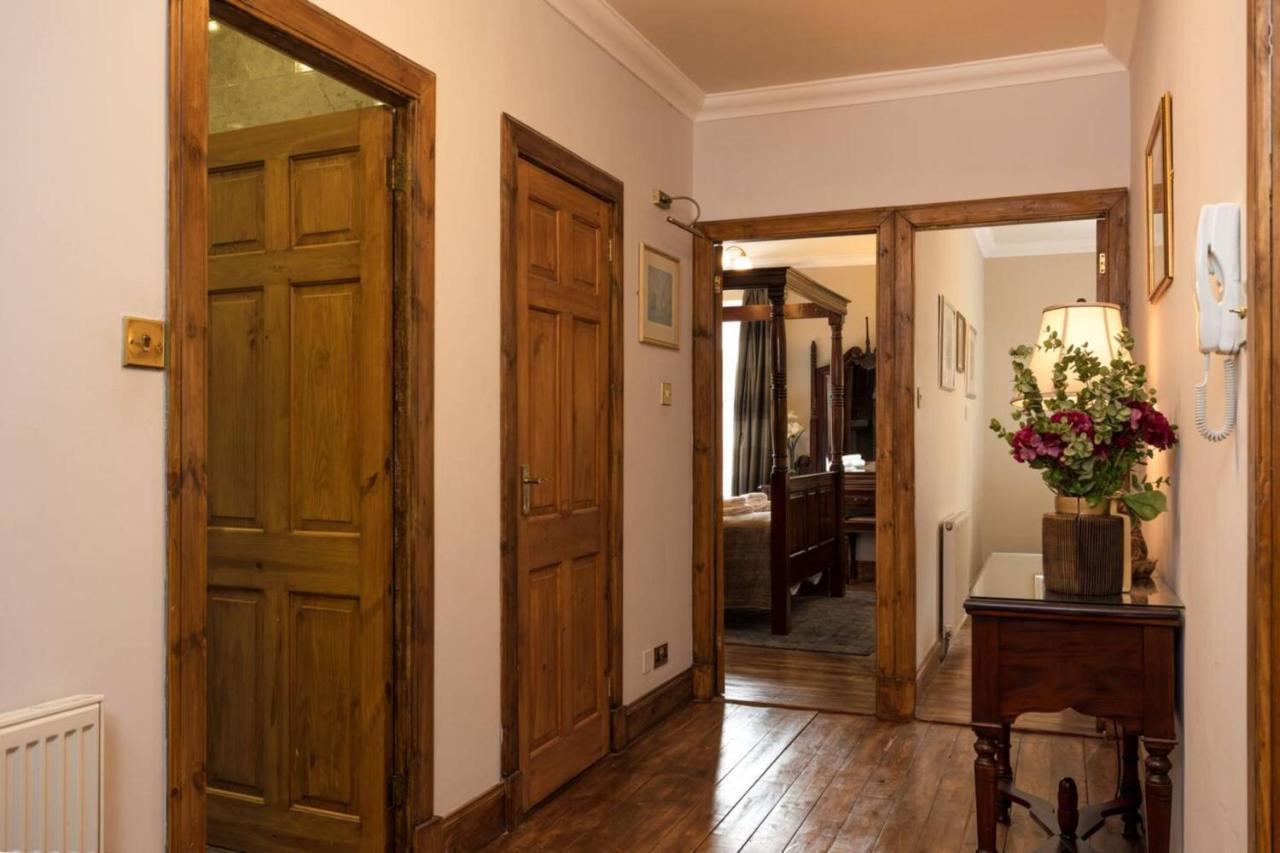 Blackfriars Residence - Beautiful Home エディンバラ エクステリア 写真