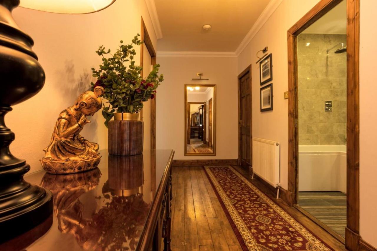 Blackfriars Residence - Beautiful Home エディンバラ エクステリア 写真
