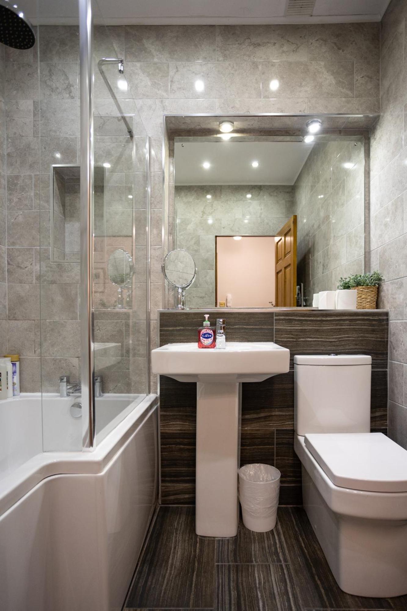 Blackfriars Residence - Beautiful Home エディンバラ エクステリア 写真