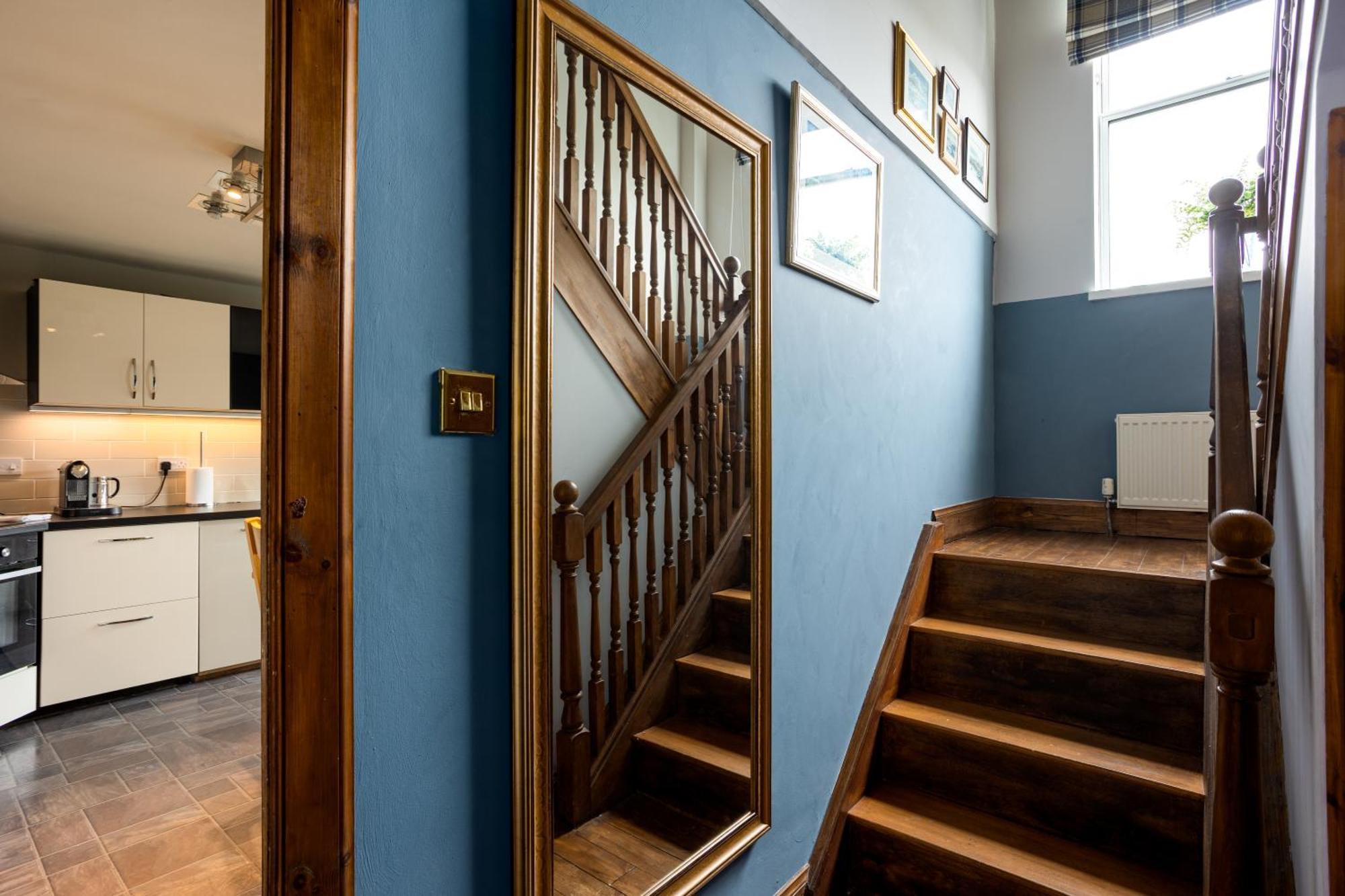 Blackfriars Residence - Beautiful Home エディンバラ エクステリア 写真